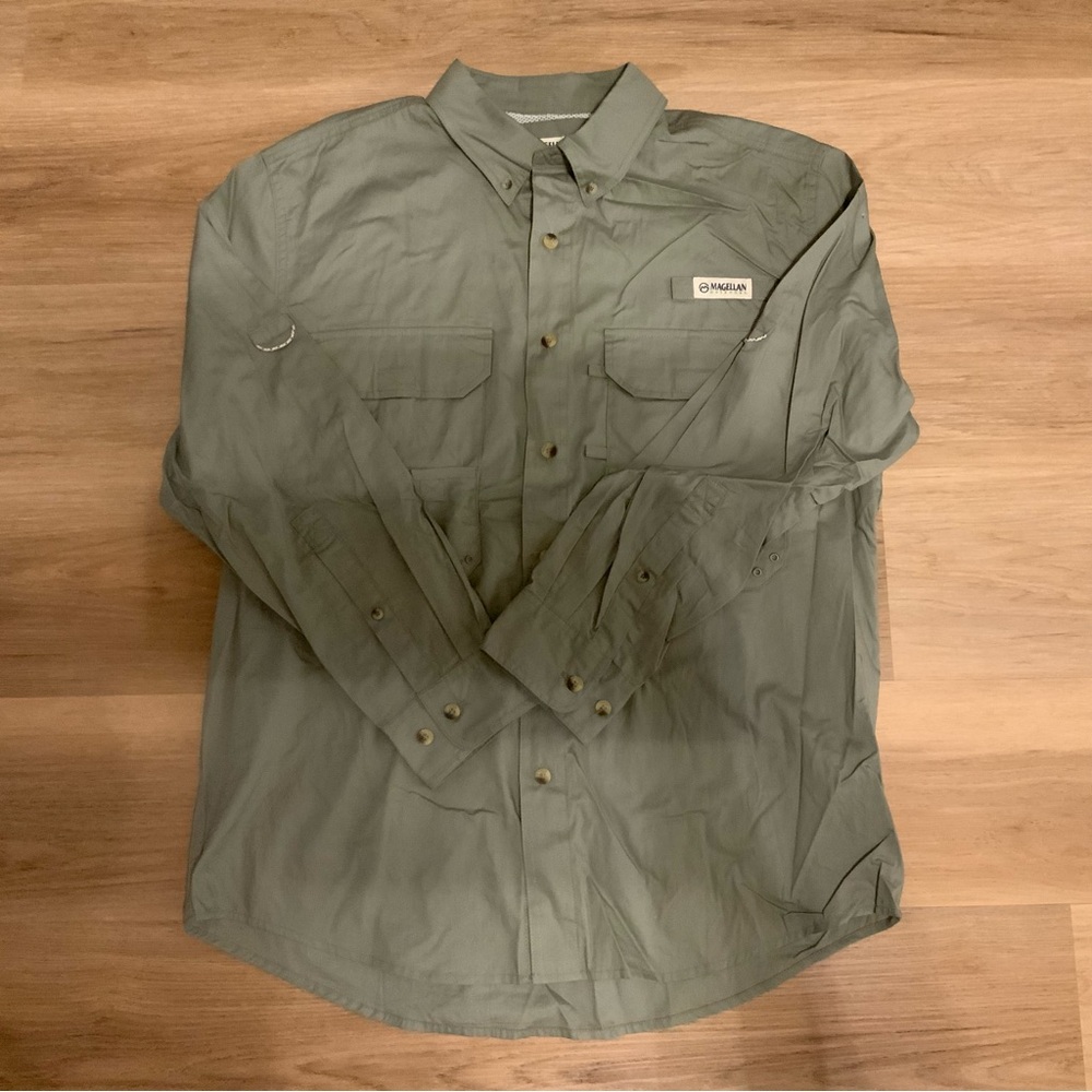 Magellan Button Up - M